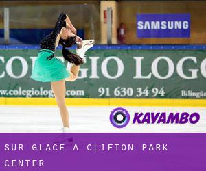 Sur glace à Clifton Park Center