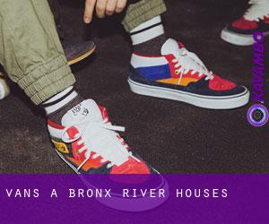 Vans à Bronx River Houses