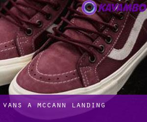 Vans à McCann Landing